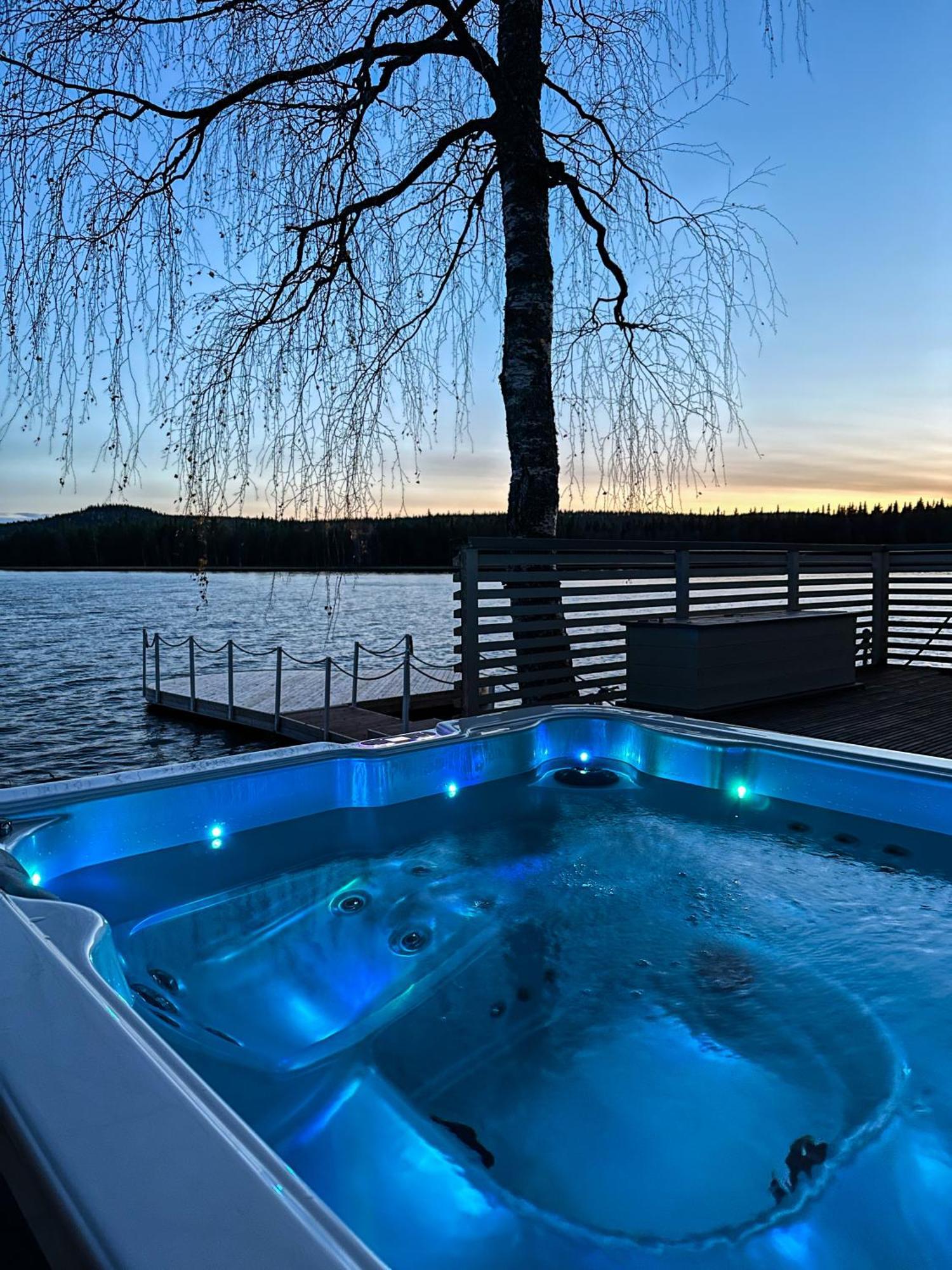 Luxurious Villa Kinos With Jacuzzi روفانييمي المظهر الخارجي الصورة
